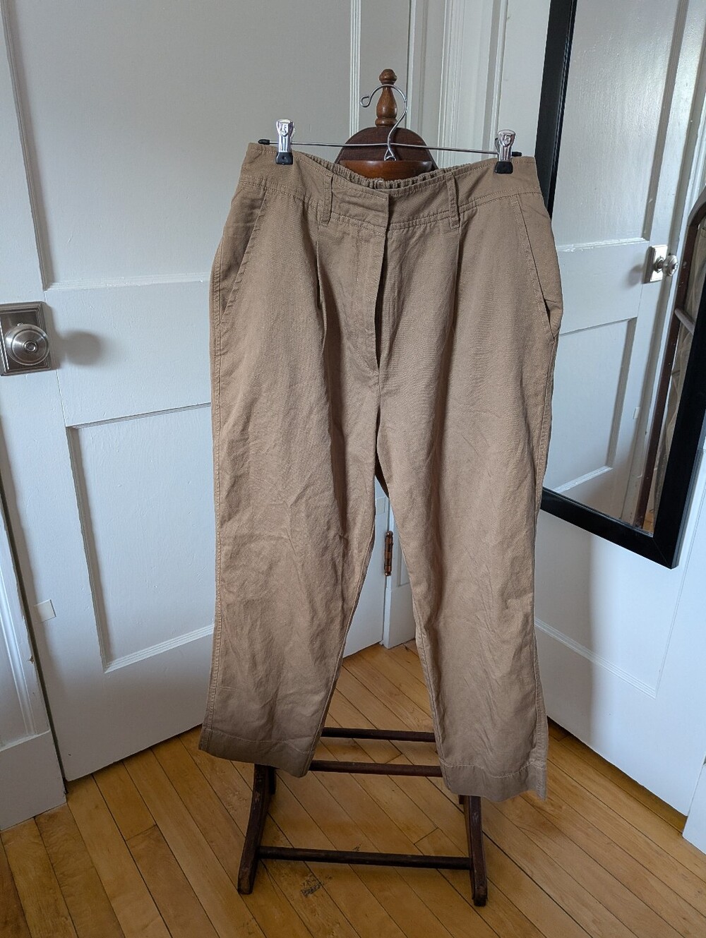 Women's Casual Khaki Pants - Classic Tailored Fit